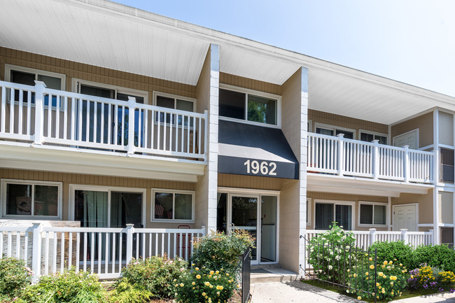 Building Photo - Walker Mill Apartments