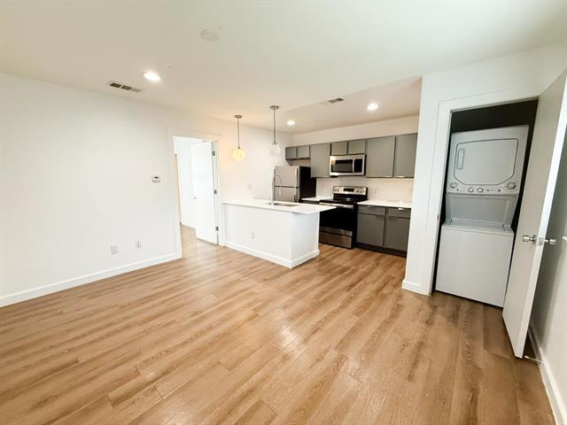 Foto del edificio - 4526 Munger Ave