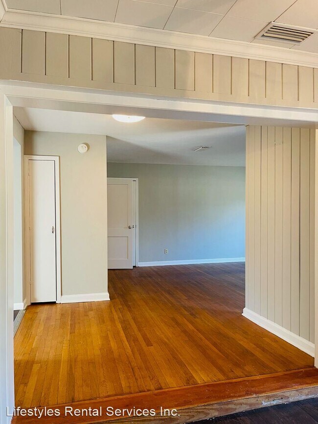 Building Photo - 3 br, 2 bath House - 2316 Broward Rd