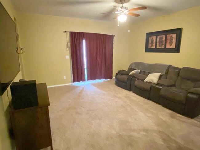 Building Photo - 3001 Bosque De Oro Dr SW