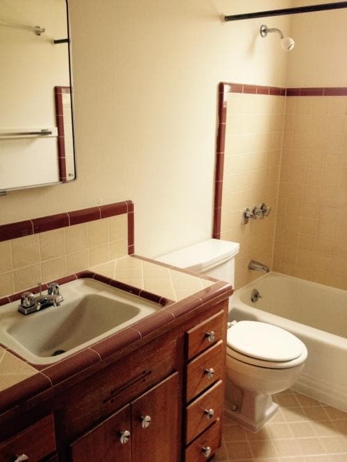 Building Photo - 1 bedroom in Seattle WA 98102