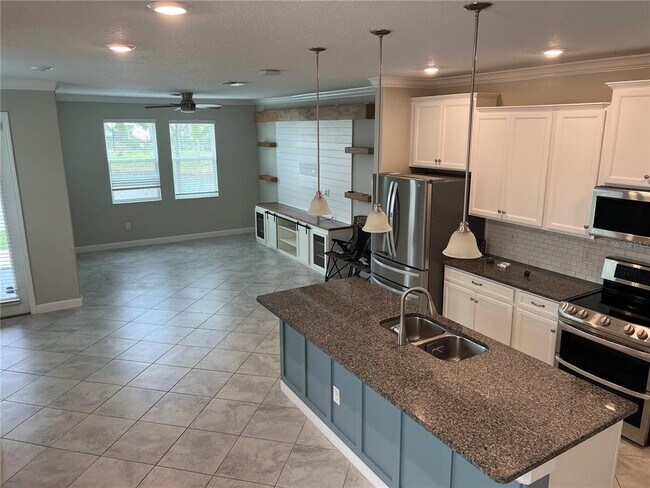 Foto del edificio - 18650 Noble Caspian Dr