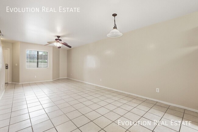 Building Photo - 455 S Mesa Dr