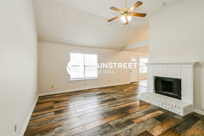 Building Photo - 3 Bedroom Pet-Friendly Home in Millington, TN with Main Street Renewal