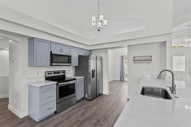 Building Photo - 11490 SW 46th Ave
