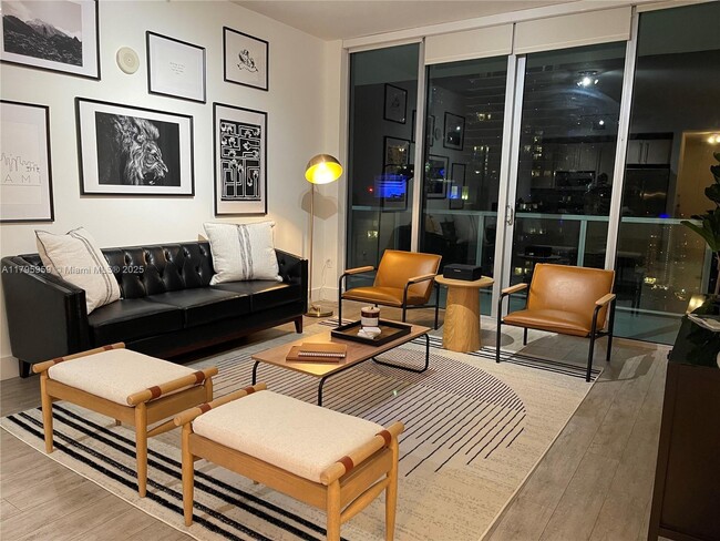 Foto del edificio - 1111 SW 1st Ave