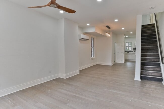 Foto del edificio - 4 Bedroom Single Family Home on Susquehann...