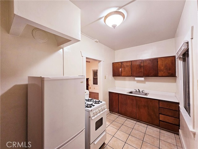 Foto del edificio - 1510 E Broadway