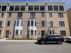Building Photo - 1724 Old Brick Rd