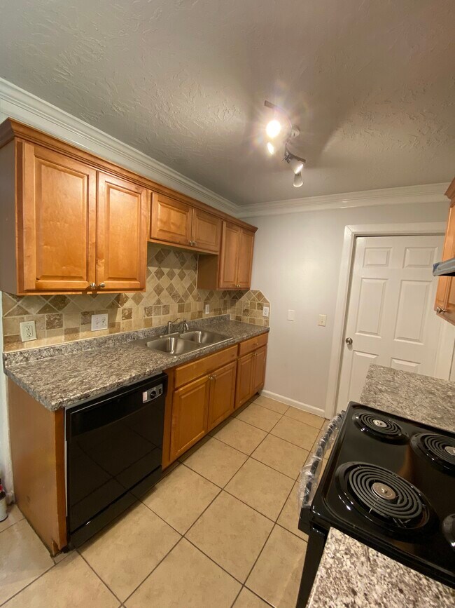 10843 Fairland Dr, Houston, TX 77051 House Rental in Houston, TX