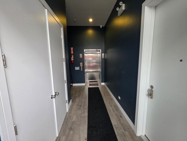 Photo - 1203 W Augusta Blvd Apartment