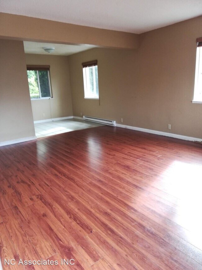 Building Photo - 3 br, 1 bath Apartment - 2889 Alma St, Unit 1