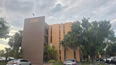 Building Photo - 9410 W Flagler St