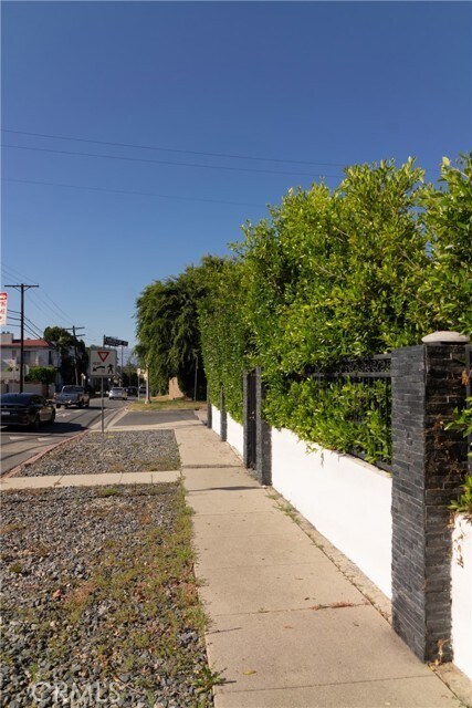 Foto del edificio - 14356 Greenleaf St