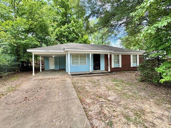 Building Photo - 3757 Ridgemont Ave