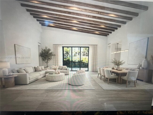 Building Photo - 3905 SW 5th St