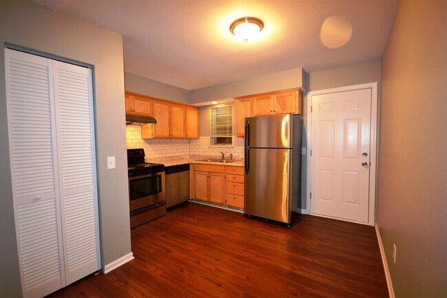 Foto del edificio - 214 SE Wingate St