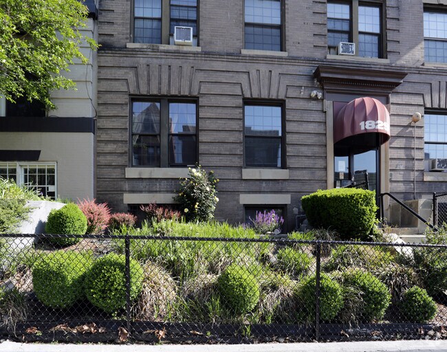 California Flats Apartments Washington, DC