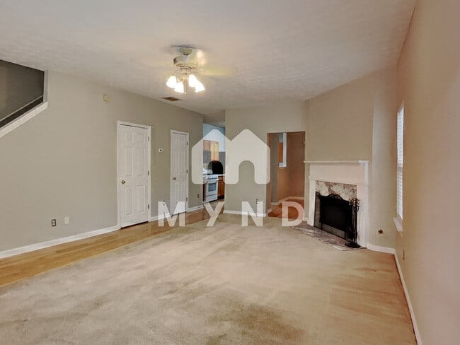 Building Photo - 942 Tree Creek Pkwy