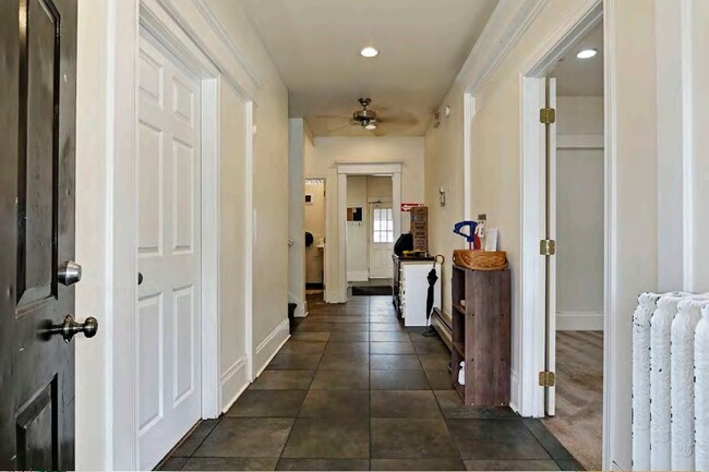 Entry Hall - 5018 17th Ave NE