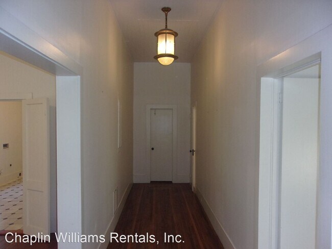 Building Photo - 2 br, 1 bath House - 514 S. 6th St. Apt A ...
