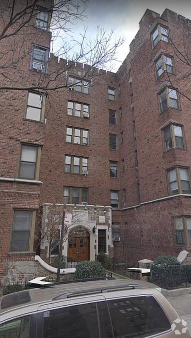 Building Photo - 41-09 41st St