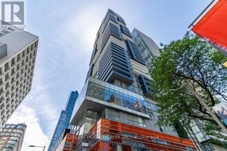 Building Photo - 7 Grenville St