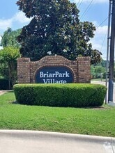 Building Photo - 2500 E Park Blvd