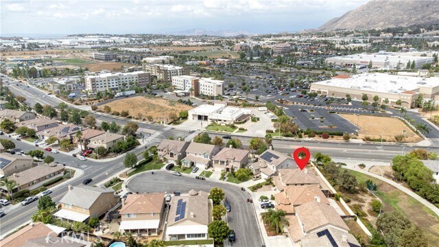 Foto del edificio - 22272 Summer Holly Ave