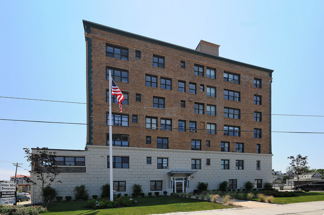 Foto del edificio - 200 Deal Lake Dr