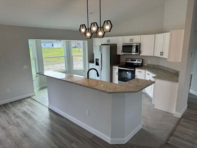 Foto del edificio - Beautiful 3BR/2BA Home! Brand New Everythi...