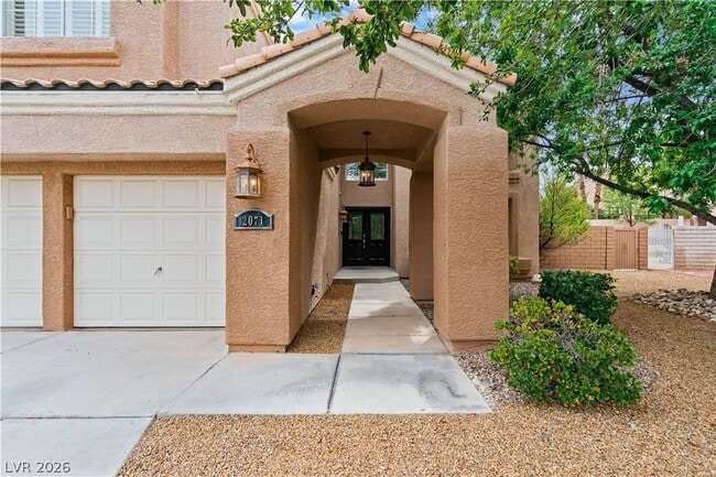 Building Photo - 2071 Dover Ridge Ct