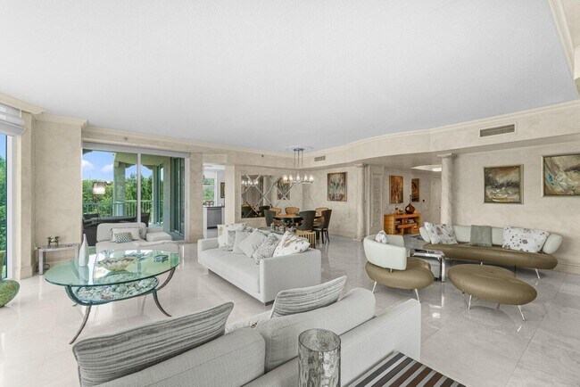Foto del edificio - 3740 S Ocean Blvd