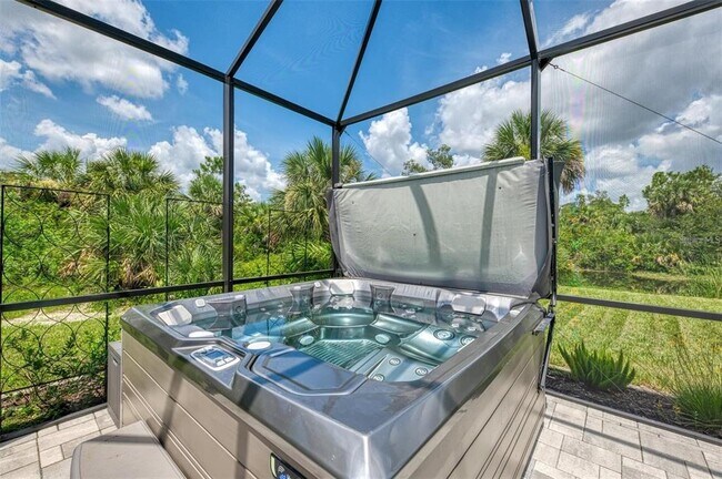 Building Photo - 2129 Lorraine Dr