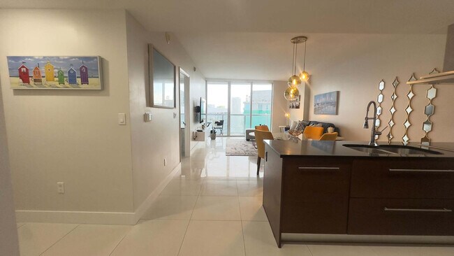 Foto del edificio - 485 Brickell Ave