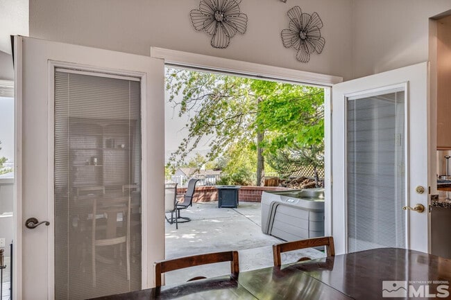 Foto del edificio - 2320 Overlook Ct