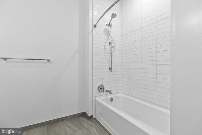 Foto del edificio - 7175 12th St NW