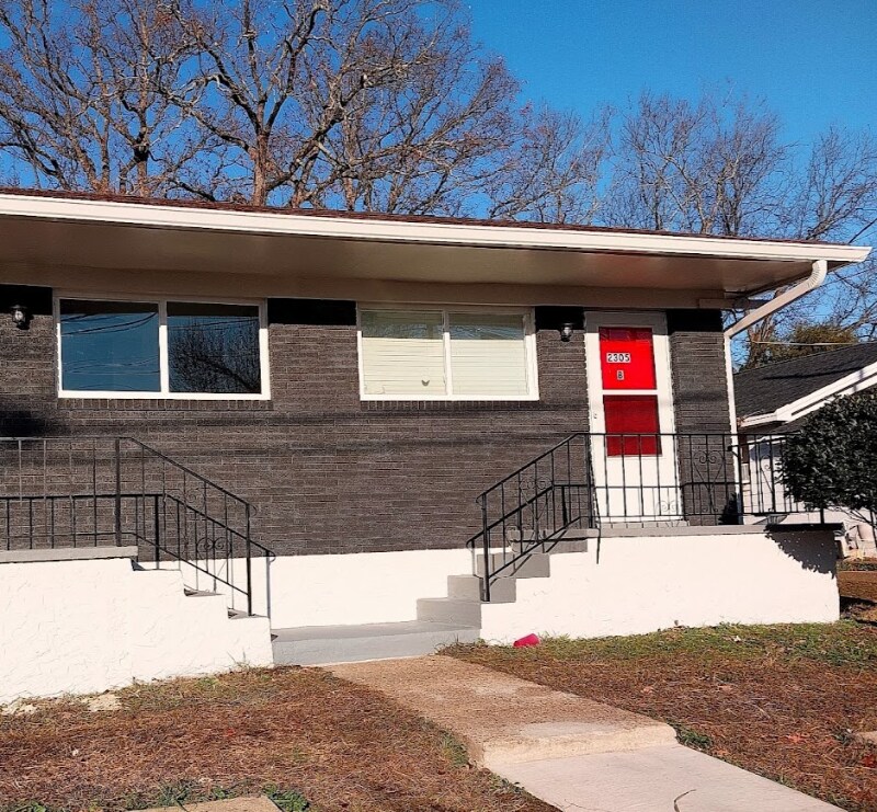Primary Photo - 2305 Citico Ave