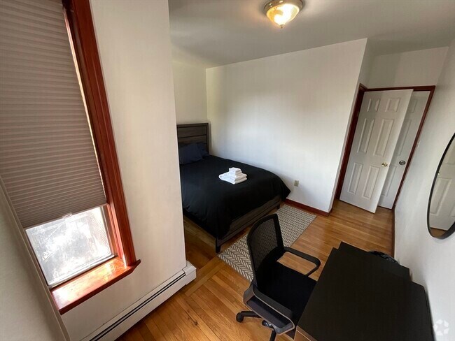Building Photo - 871 Harrison Ave