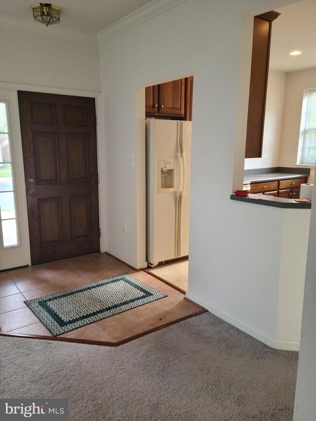 Building Photo - Two Bedroom Condo in Ballenger Creek!