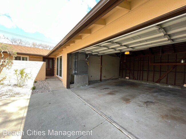 Building Photo - 3 br, 2 bath House - 3131 Ruth Elaine Drive