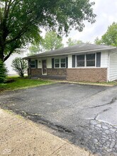 Building Photo - 901 Alden Dr