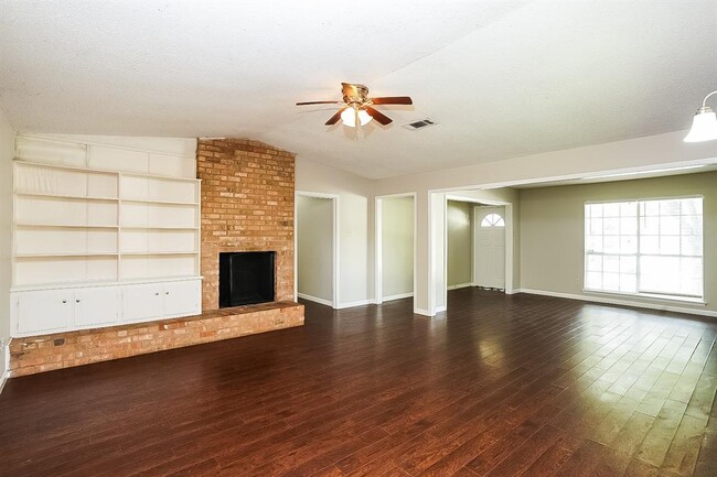 Foto del edificio - 10423 Collingswood Rd