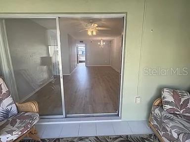 Foto del edificio - 995 La Guna Dr