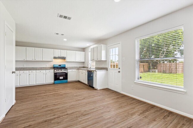 Foto del edificio - 1518 Hunter Green Ln