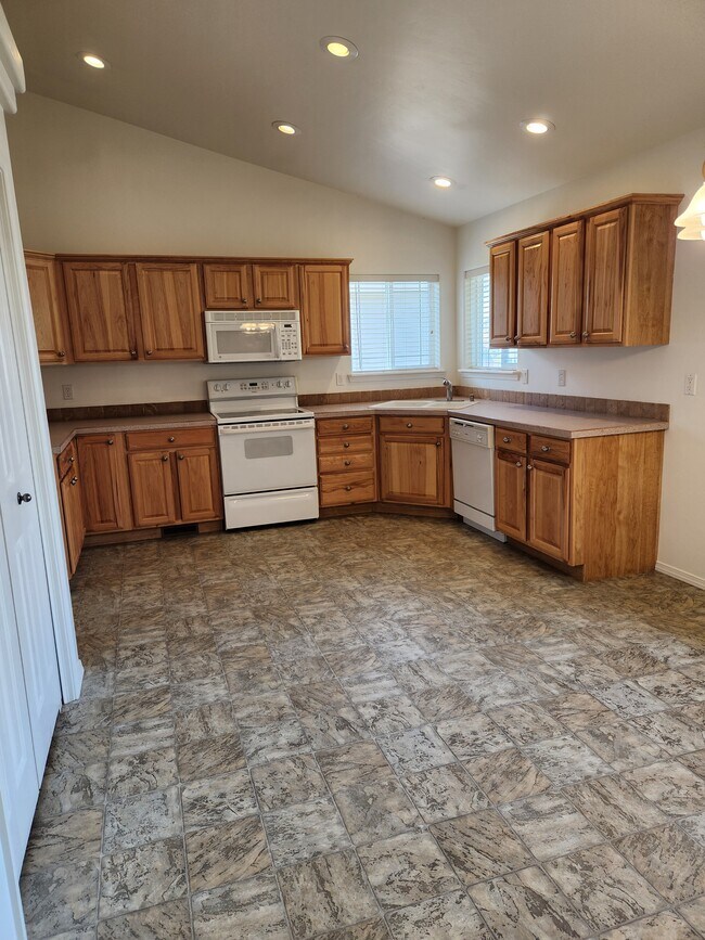 Cocina - 411 Federation Rd