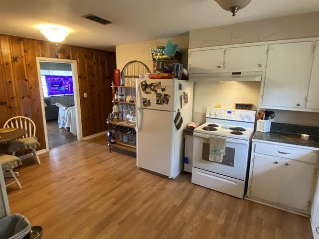 Building Photo - 830 N Harbin Dr