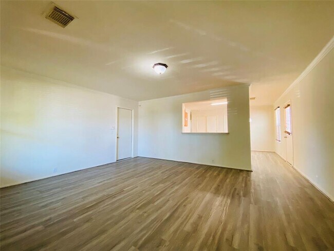 Foto del edificio - 3430 Becker Glen St