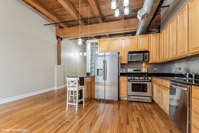 Foto del edificio - 2735 W Armitage Ave