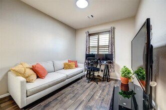 Building Photo - 23831 Villa Lisa Dr